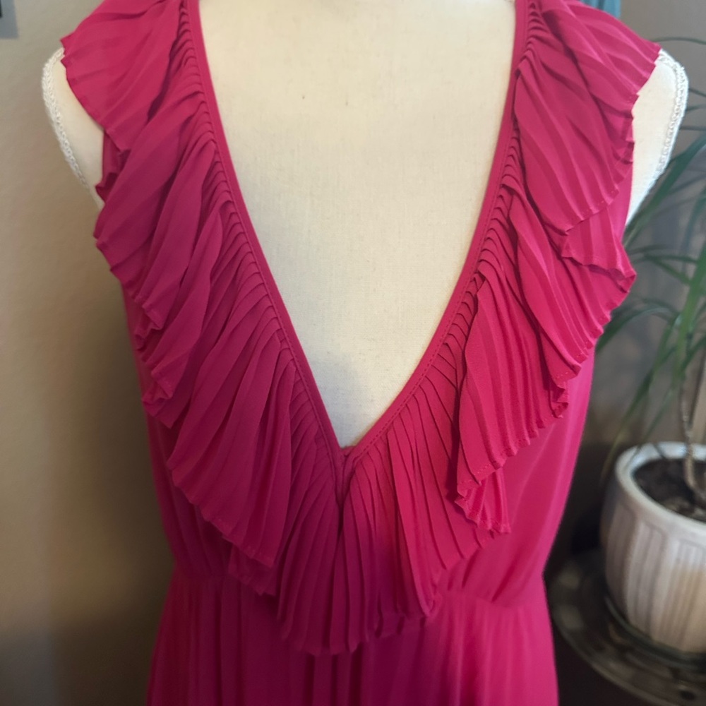 Zara pleated Fuchsia Ruffle V-Neck Maxi Dress medium - Picture 2 of 7